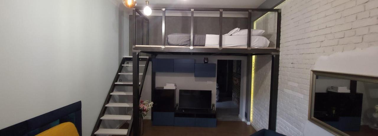 Apartamento Apartament Antresola Drzewna Zielona Góra Exterior foto