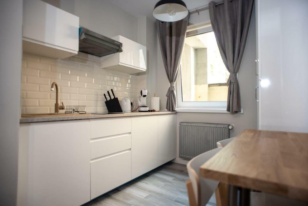 Apartamento Apartament Antresola Drzewna Zielona Góra Exterior foto